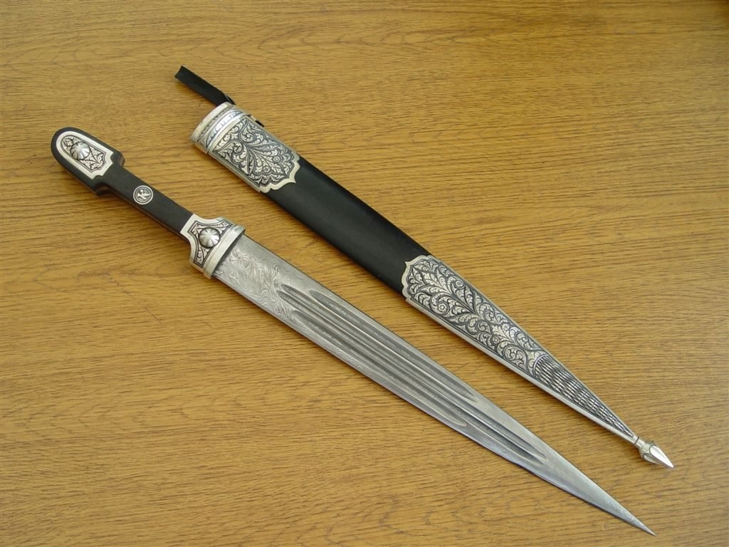 кинжал-ккв-и-шашка-ккв
