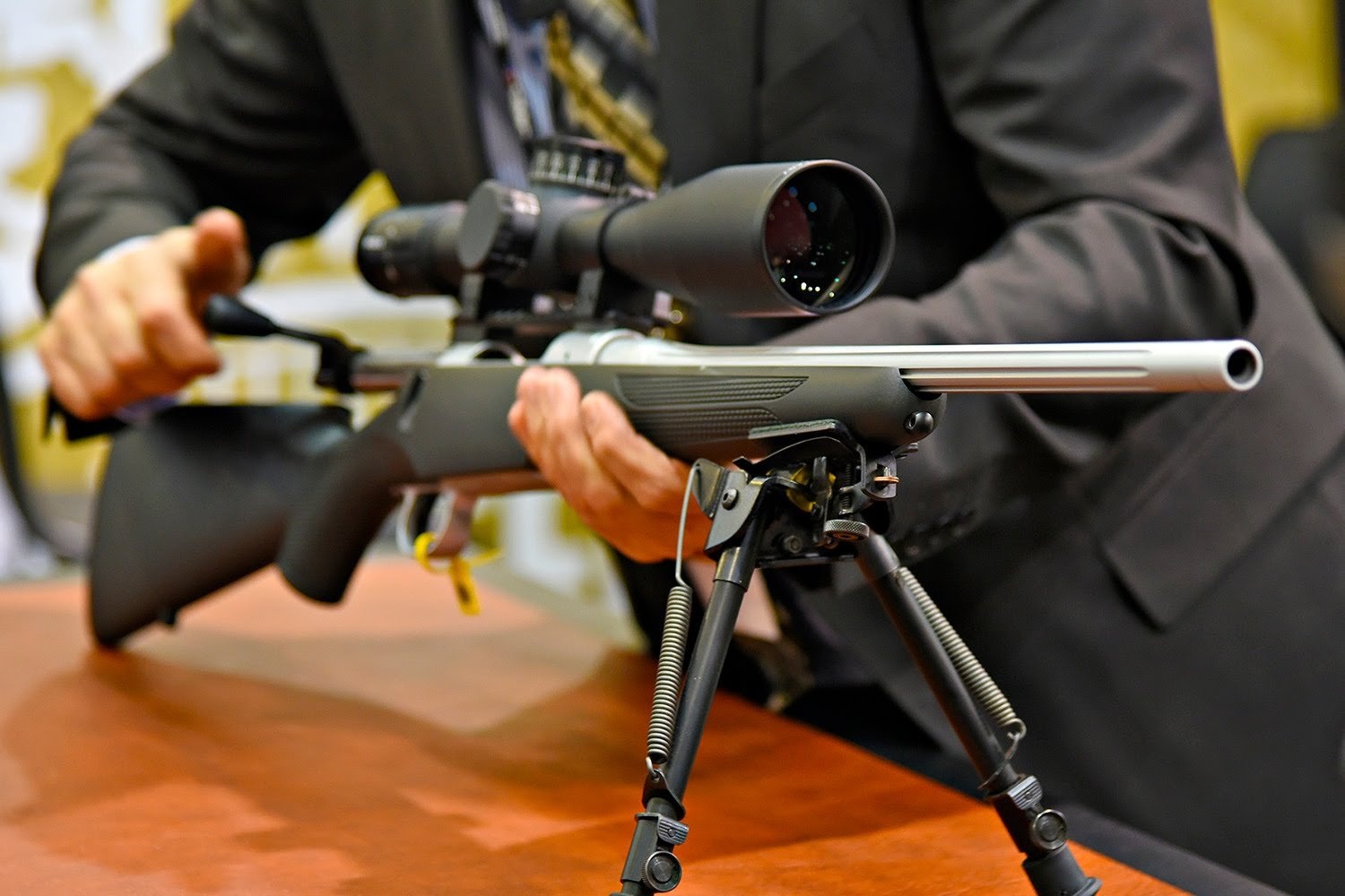 Болтовая винтовка Mauser M12 Impact