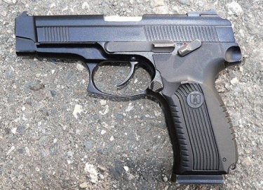 Описание, особенности и характеристики пневматических копий боевого пистолета Ярыгина. Достоинства и недостатки обеих моделей, устройство, сборка-р...