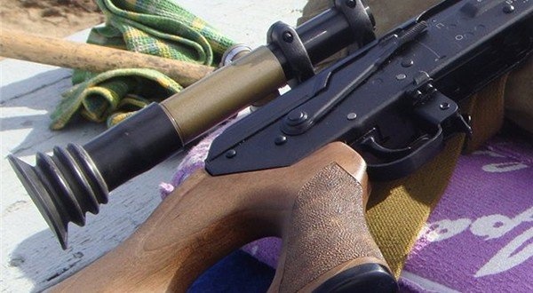 Длинные наглазники для оптических прицелов.
