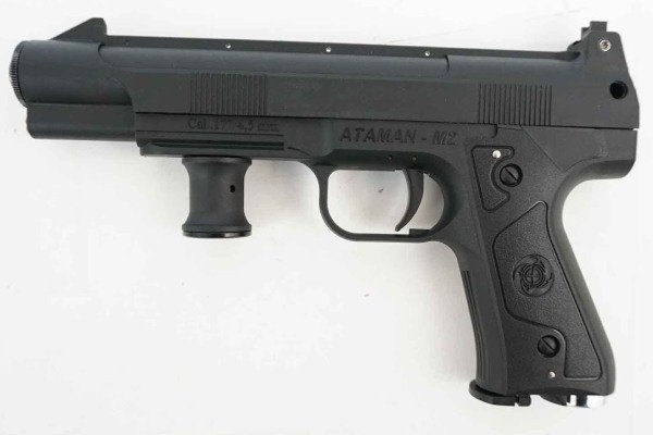 Пистолет марки 